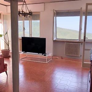 https://red-sunset-apartment-scarlino.it-tuscanyhotel.com