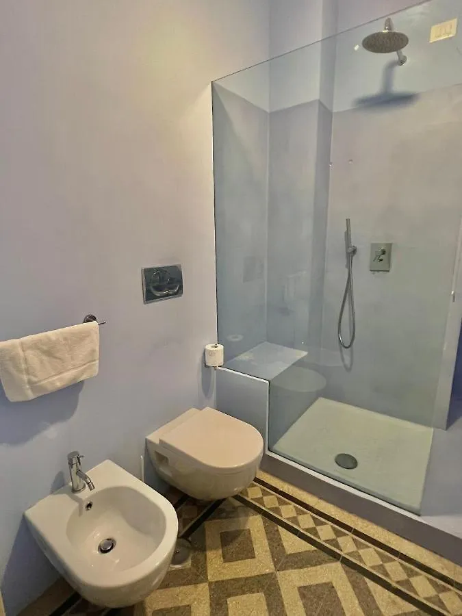 B&B Santi Quattro Al Colosseo Roma İtalya