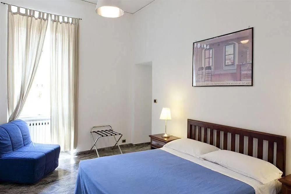 B&B Santi Quattro Al Colosseo Roma 2*,  İtalya